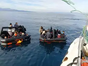 Ege'de 35 Göçmen Kurtarıldı
