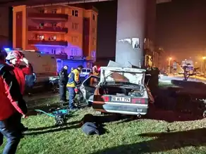 Üst Geçit Kazası: Genç Sürücü Hayatını Kaybetti