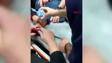Balıkesir Erdek'te Çocuk Zil Çanına Sıkıştı!