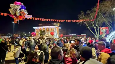 Bandırma, 2025'e Coşkuyla Girdi!