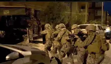 Edremit'te Suç Örgütü Operasyonu: 15 Gözaltı