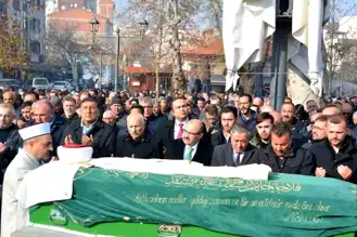 Balıkesir'de Sevilen İmam Mahmut İnan Vefat Etti