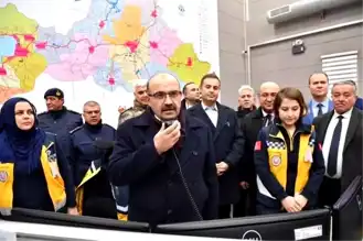 Vali Ustaoğlu, Yeni Yılı Acil Durum Merkezinde Karşıladı