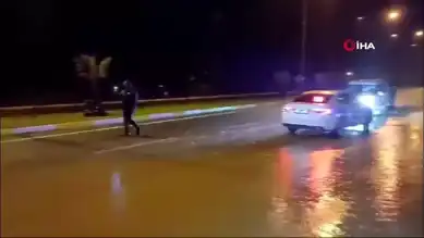 İzmir-Çanakkale Yolu Su Baskınından Sonra Açıldı
