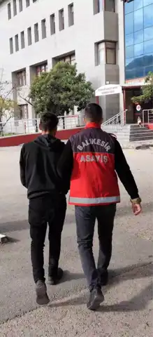 Balıkesir'de Büyük Operasyon: 17 Gözaltı