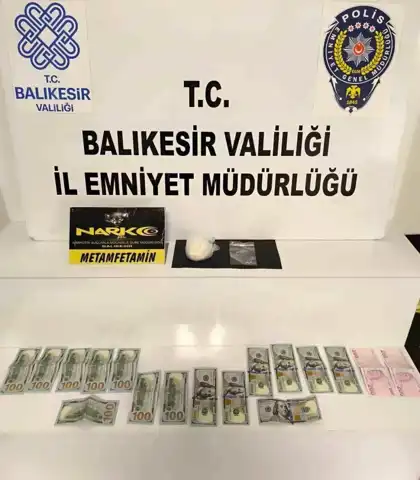 Balıkesir'de Uyuşturucu Operasyonu: 2 Gözaltı