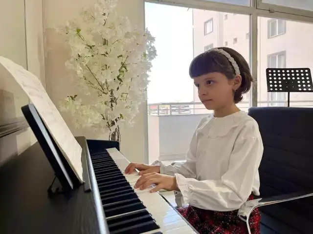 Konservatuar Öğrencileri Uluslararası Başarıda