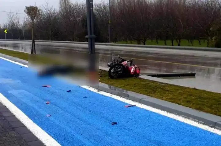 Edremit'te Motosiklet Kazası: Sürücü Öldü