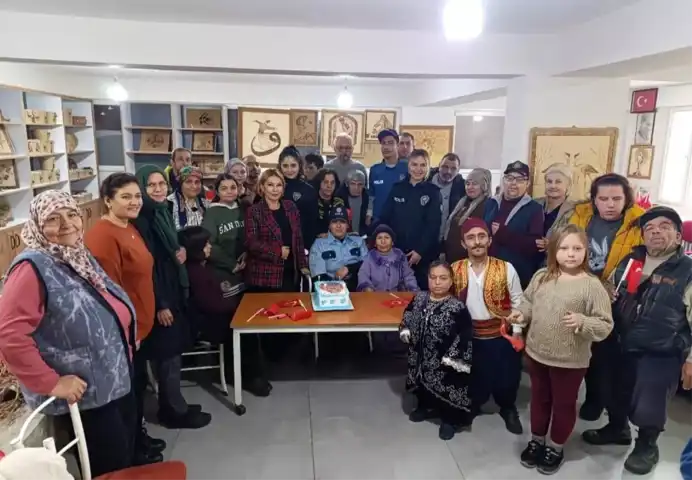 Engelli Genç Kızın Polis Olma Hayali Gerçek Oldu
