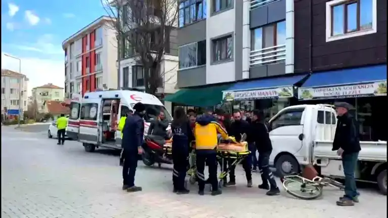 Gönen'de Motosiklet-Bisiklet Kazası: 1 Yaralı