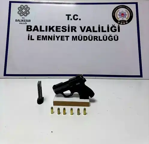 Hükümlü, Ayvalık'ta Polis Operasyonuyla Yakalandı