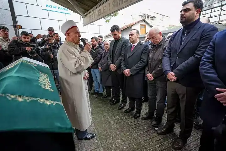 Karesi'deki Patlamada 6 Kişi Toprağa Verildi