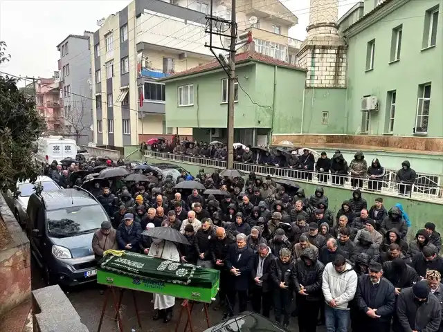 Kepsut'ta Trafik Kazası: 2 Ölü