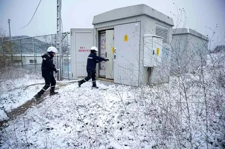 UEDAŞ'tan Kar Yağışına Karşı 7/24  Hizmet
