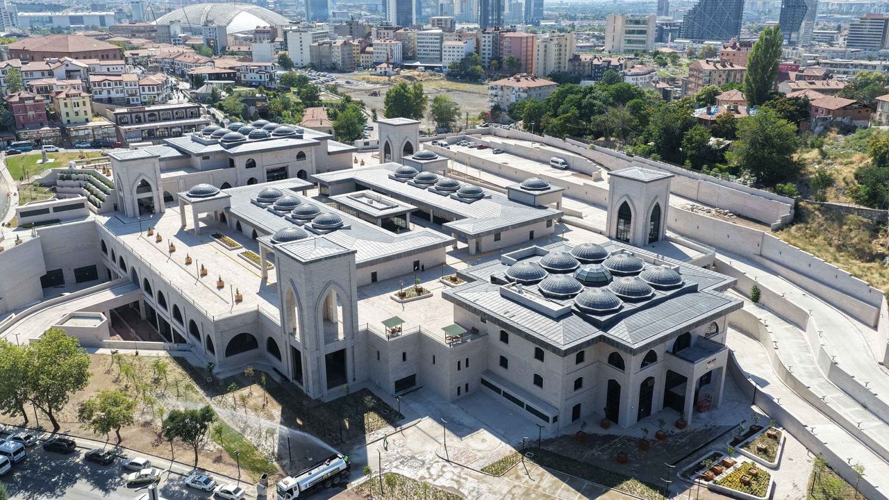 Ulus Dolmuş Durakları