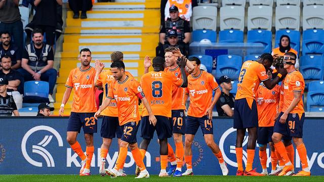 Başakşehir Kocaelispor